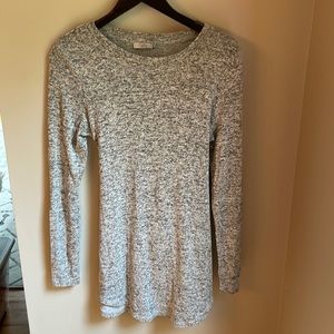 Dalia gray sweater